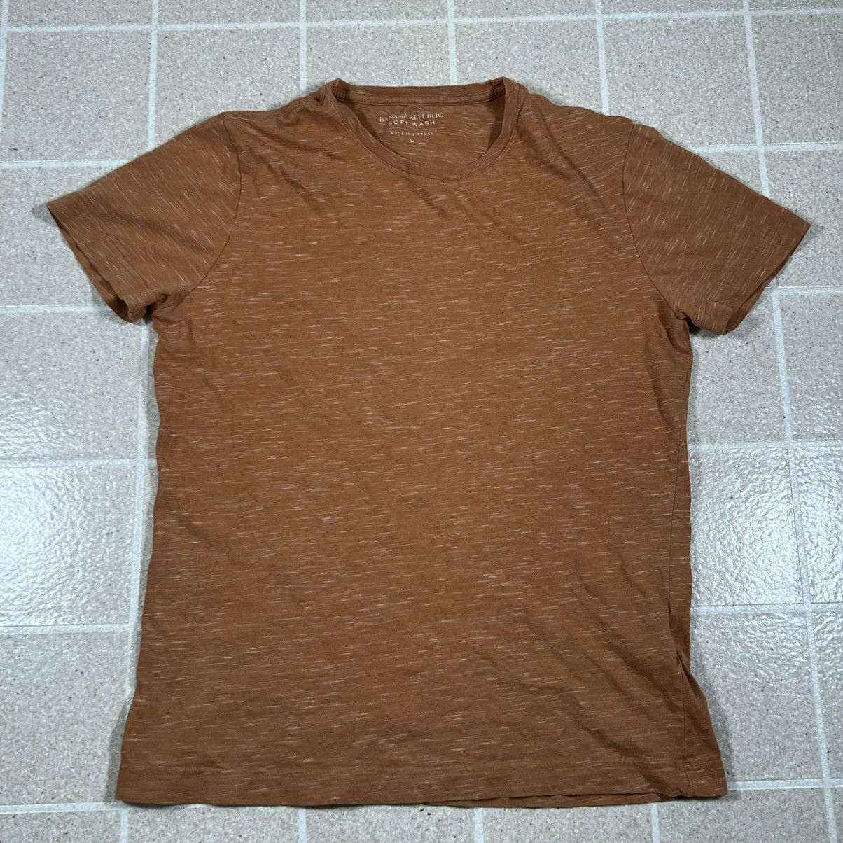 Banana Republic Banana Republic Mens L T-Shirt Orange Soft Wash Cotton Size US L / EU 52-54 / 3 - 1 Thumbnail