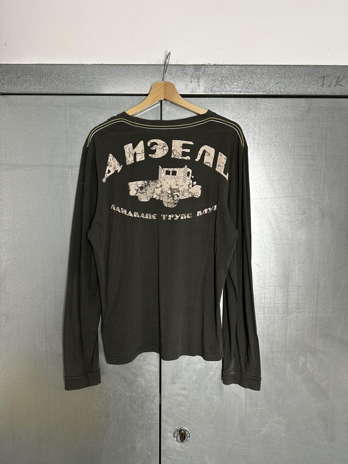 Diesel Diesel Russian Lettering Longsleeve Size US L / EU 52-54 / 3 - 1 Thumbnail