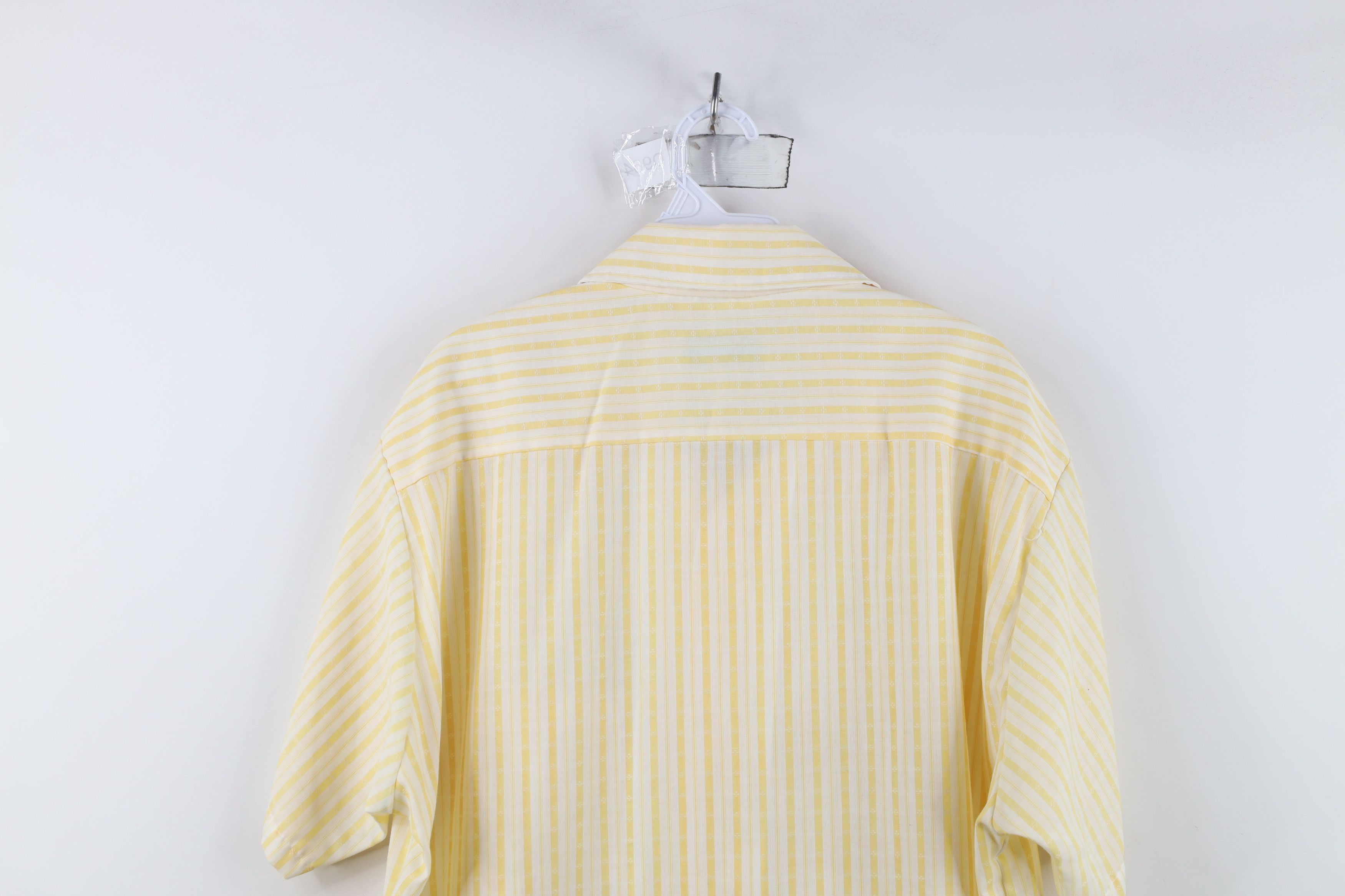Vintage Vintage 70s Streetwear Striped Short Sleeve Button Shirt Size US XL / EU 56 / 4 - 11 Thumbnail