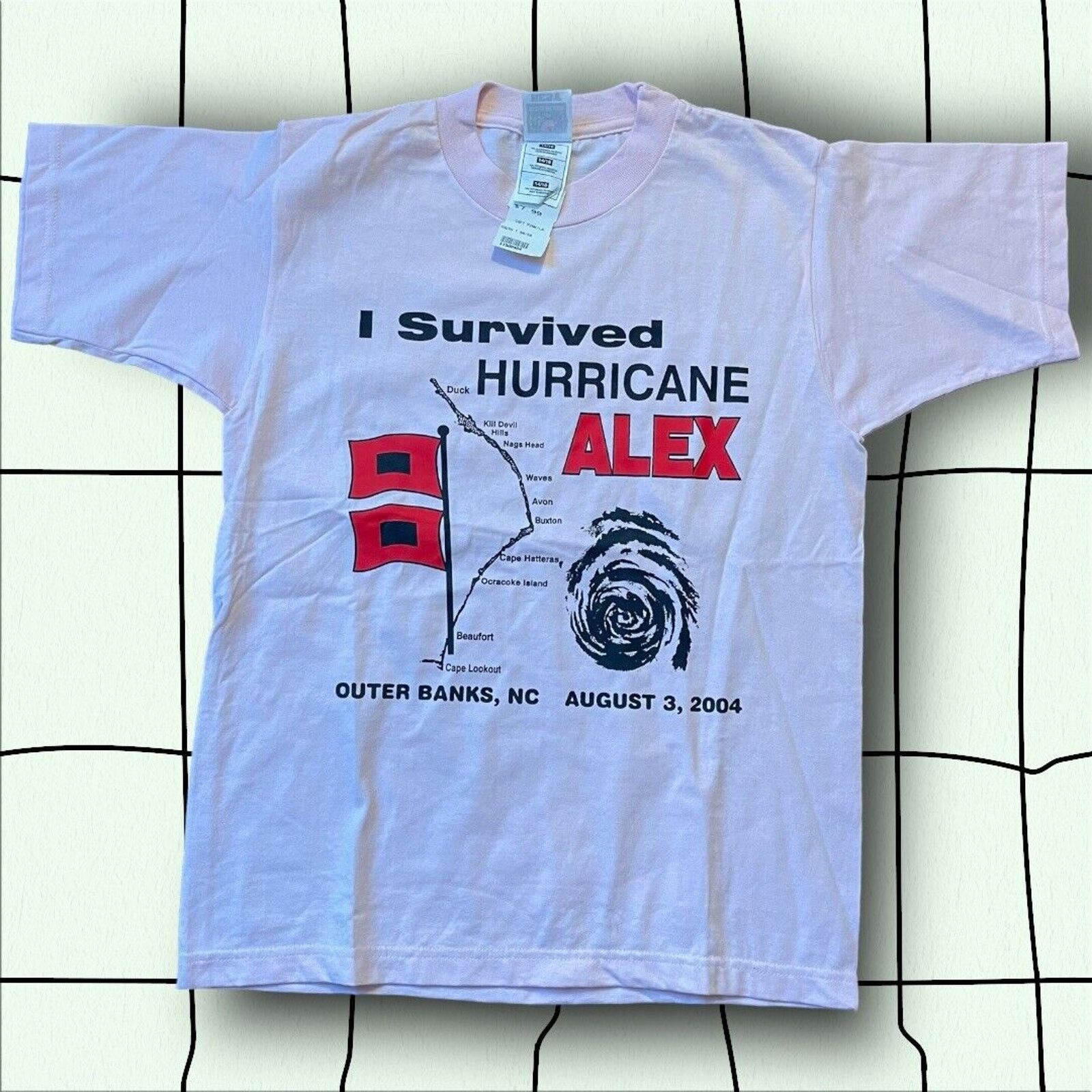 Fruit Of The Loom I Survived Hurricane Alex Vtg t-shirt Youth L never worn Size US L / EU 52-54 / 3 - 1 Thumbnail