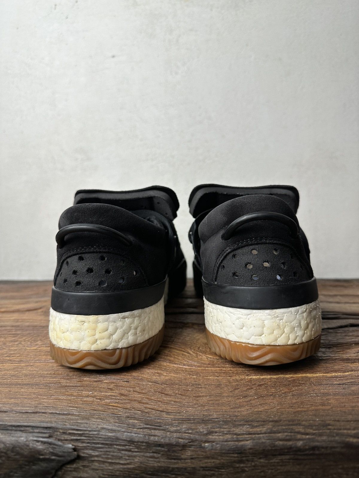 Adidas × Alexander Wang adidas AW BBall Lo Alexander Wang Core Black Size US 10.5 / EU 43-44 - 4 Thumbnail