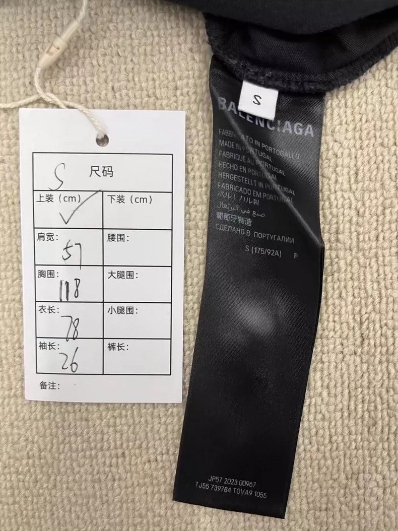 Balenciaga Balenciaga Tape Tape Made Old Short Sleeve T-Shirt Size US XS / EU 42 / 0 - 5 Thumbnail