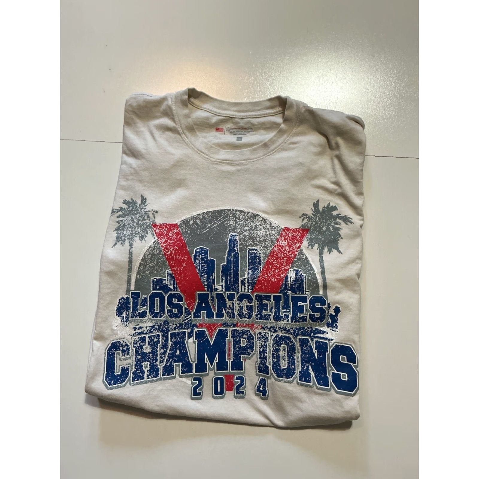Champion VINTAGE The Marathon Clothing TMC Los Angeles Champions 2024 Victory Nipsey T-Shirt 3XL White Shirt Mens Size US XXL / EU 58 / 5 - 2 Thumbnail