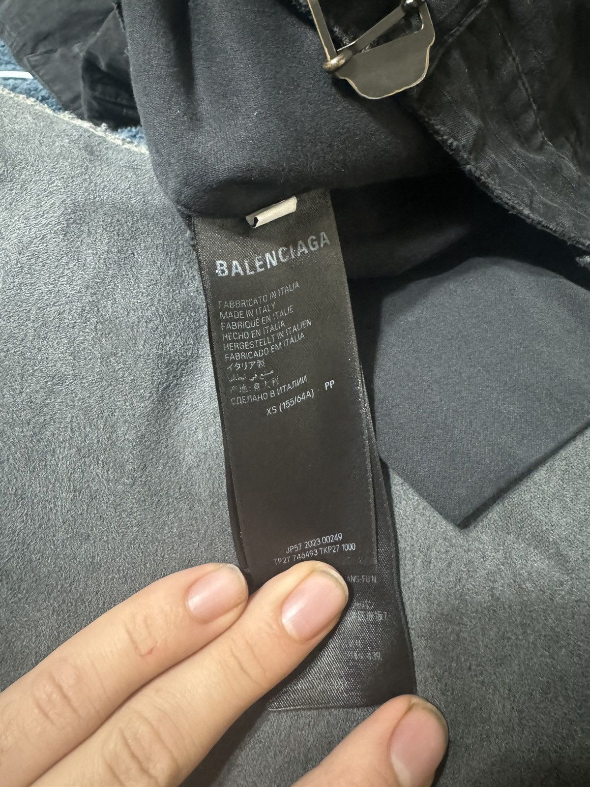 Balenciaga Balenciaga Distressed Large Cargo Pants Size US 30 / EU 46 - 14 Thumbnail