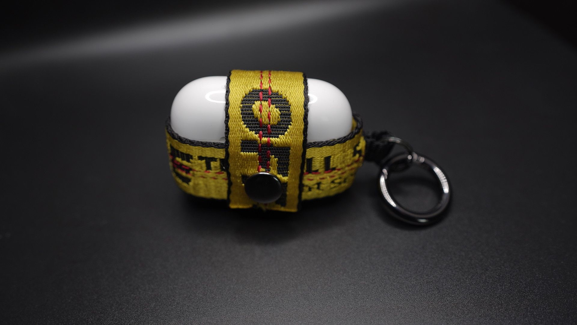 Other Off White Custom AirPods Pro Case Size ONE SIZE - 4 Thumbnail