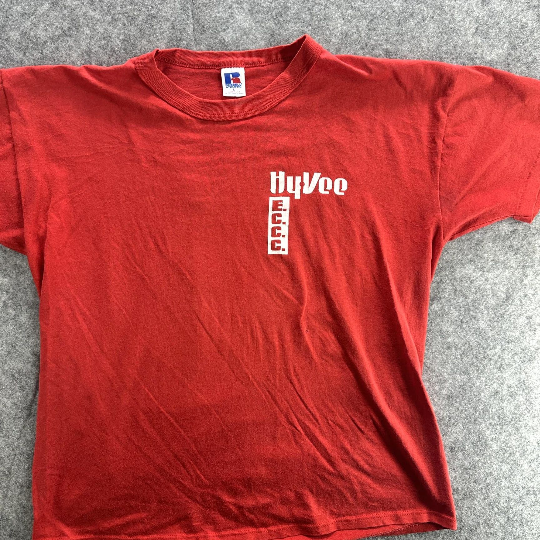 Russell Athletic VINTAGE HyVee Shirt Mens Large Red Russell Athletic ECCC Employee Community 90s Size US L / EU 52-54 / 3 - 3 Thumbnail