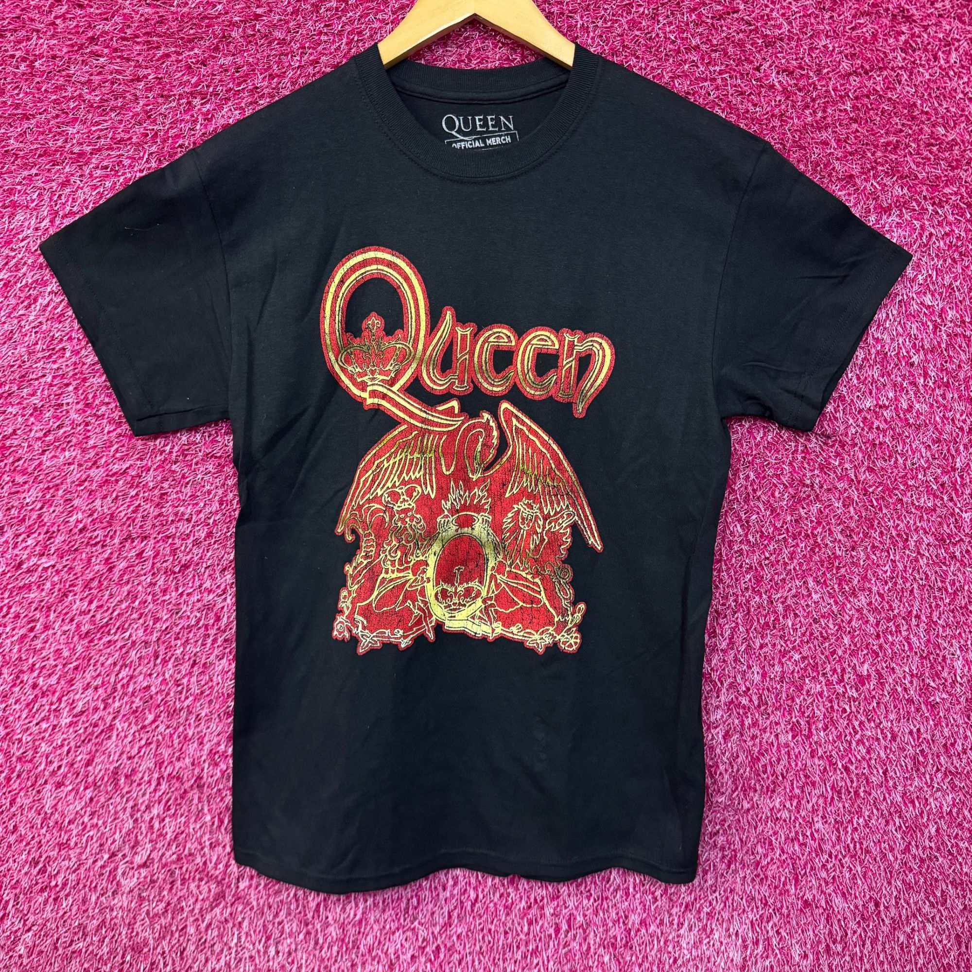 Band Tees Queen A Night at the Opera Album Zodiac Crest Art Band Tee M Size US M / EU 48-50 / 2 - 1 Thumbnail