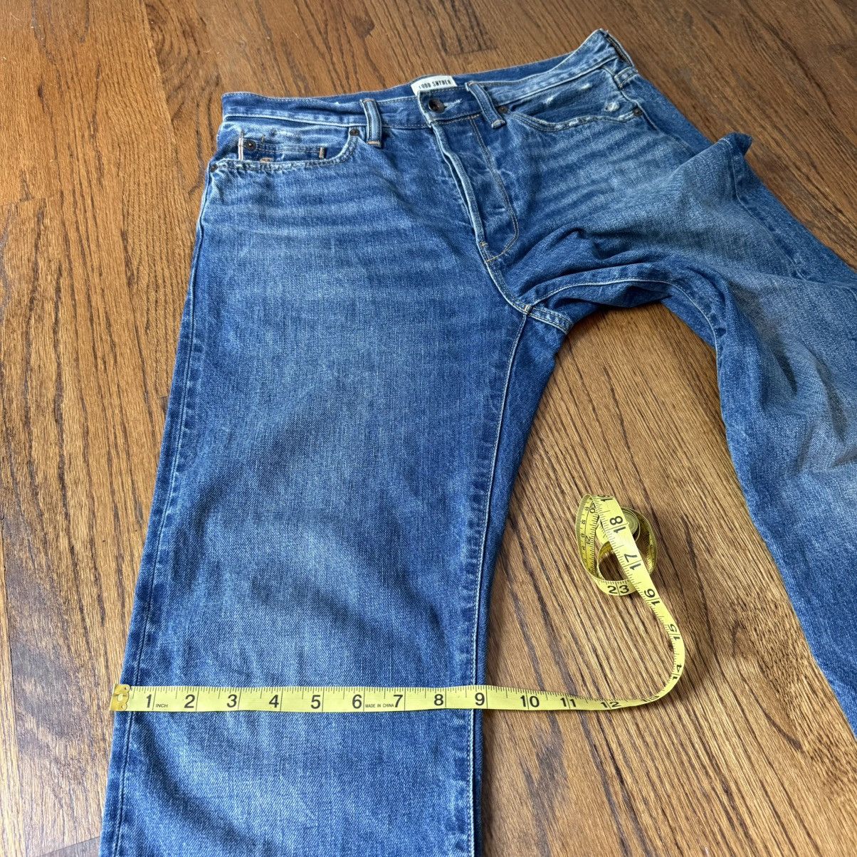Todd Snyder Todd Snyder Straight Selvedge Jean in Medium Wash Size 30/30 Size US 30 / EU 46 - 7 Thumbnail