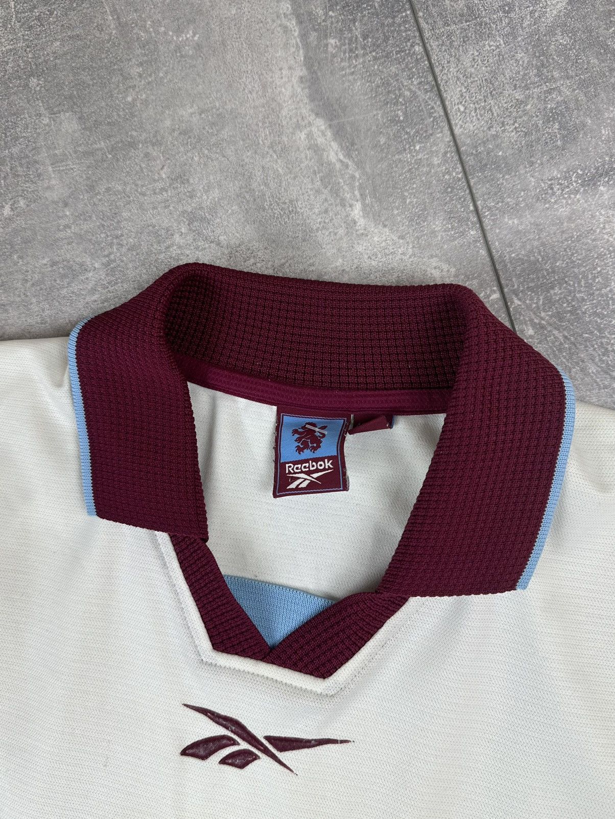 Reebok Reebok Aston Villa Away 1999/2000 Football Soccer Jersey Size US L / EU 52-54 / 3 - 10 Thumbnail