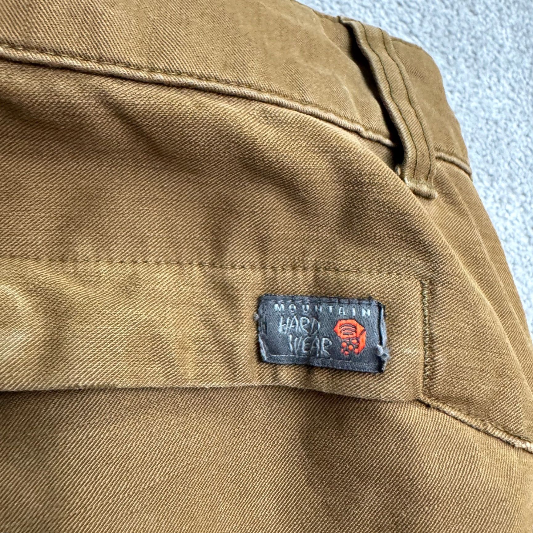 Mountain Hardwear Mountain Hardwear AP Outdoor Shorts Large Brown Utility Zip Pocket Hiking Mens Size US 33 - 4 Thumbnail