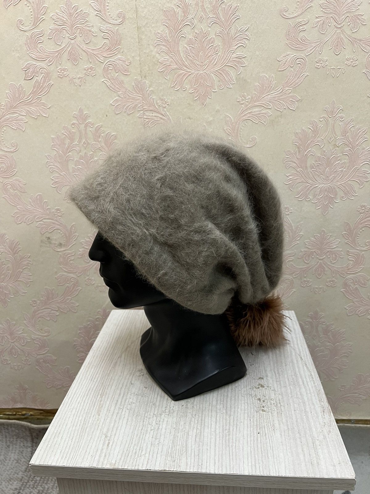CA4LA × Japanese Brand Japanese Brand CA4LA Fur Beanie Hats Size ONE SIZE - 3 Thumbnail