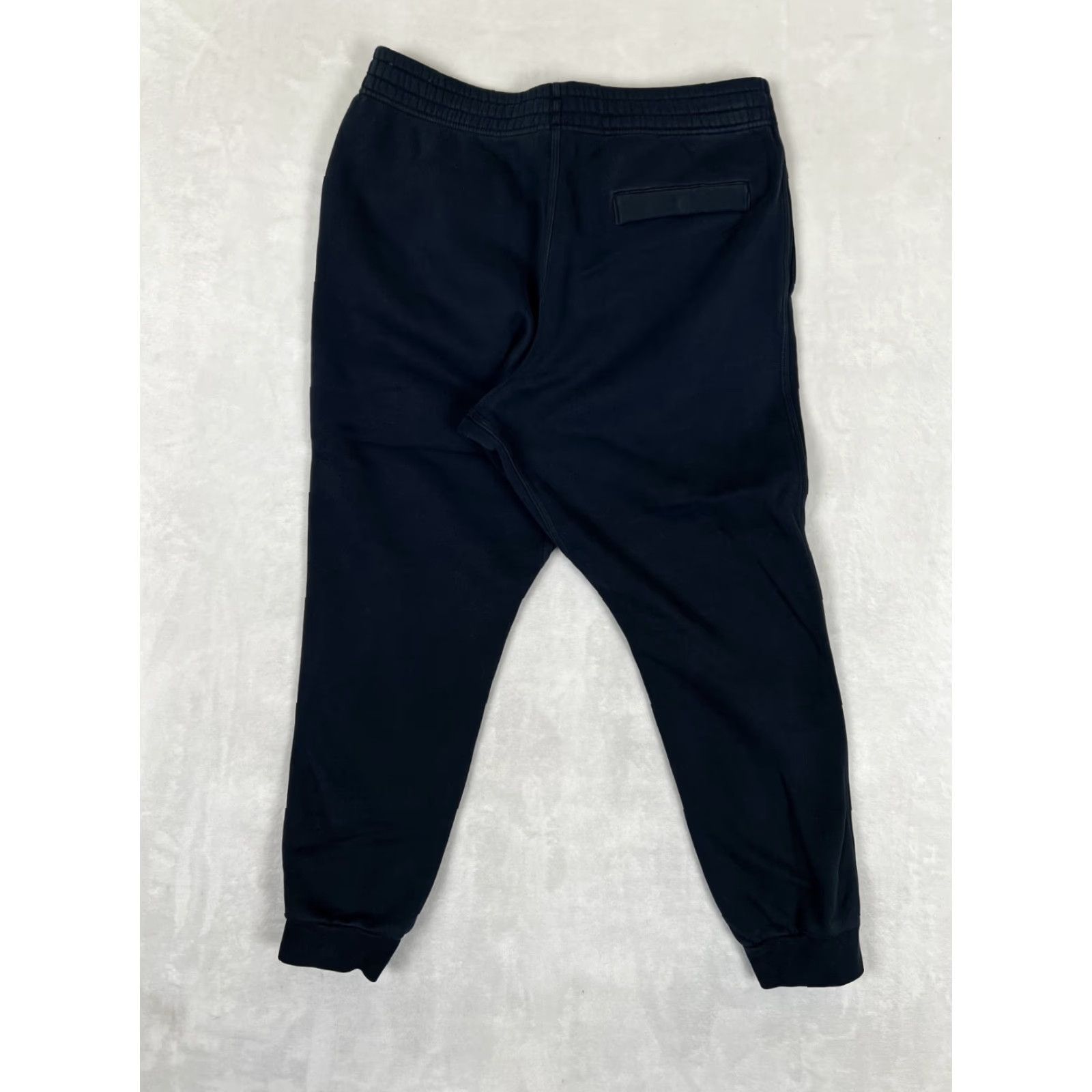 Nike Nike Black Fleece Jogger Pants Women L Cuffed Jogger Sports Logo Athleisure Activewear Size Large Size 36" / US 14 / IT 50 - 7 Thumbnail