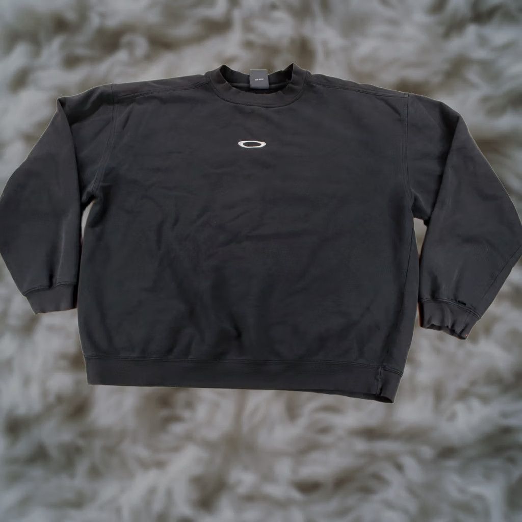 Oakley × Streetwear × Vintage Vintage Oakley software center logo