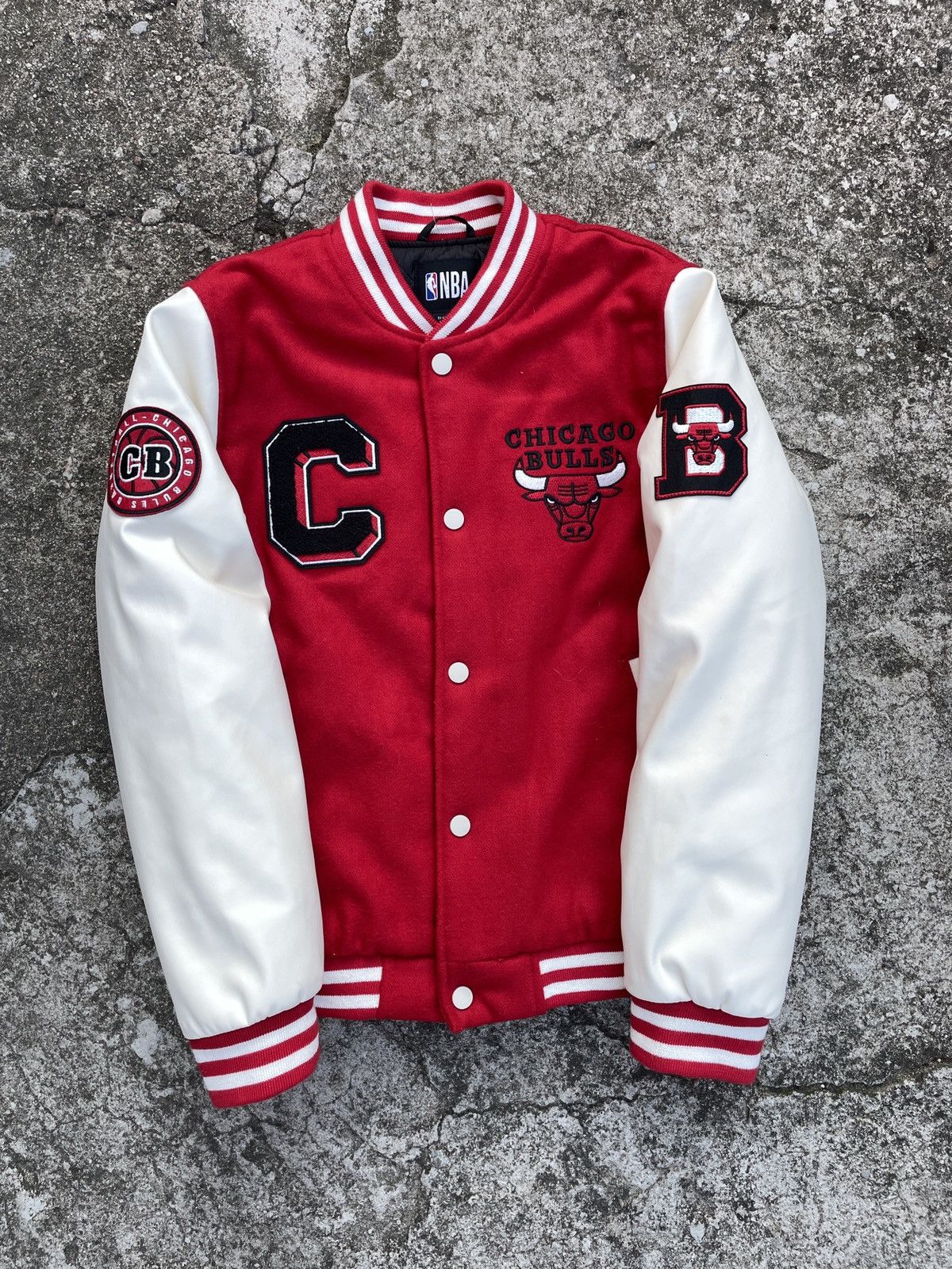 NBA × Vintage Vintage Y2K Chicago Bulls Varsity Bomber Jacket Size US XS / EU 42 / 0 - 1 Thumbnail