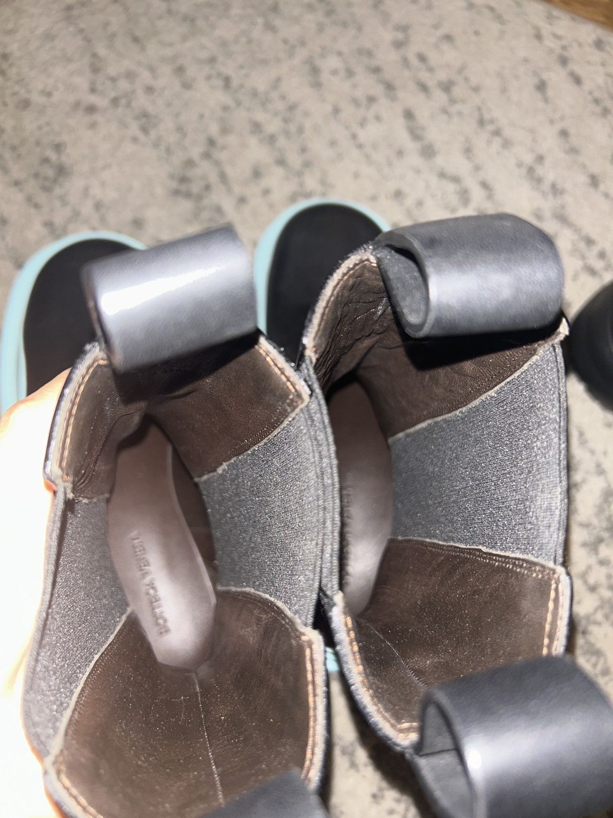 Bottega Veneta Bottega Veneta Tire Chelsea Boots Blue Size US 9 / IT 39 - 9 Thumbnail