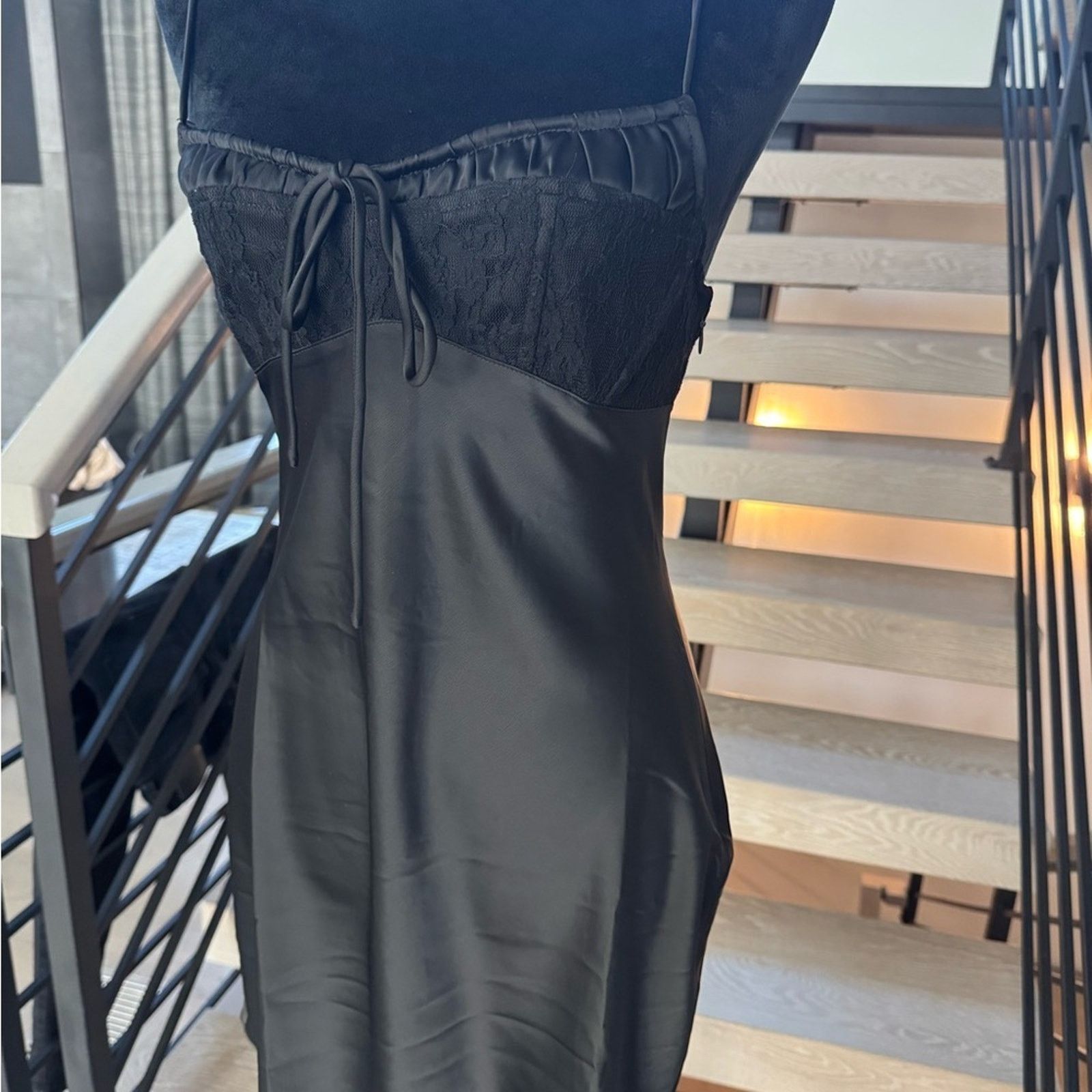 Urban Outfitters Urban outfitters New Elegant Black Satin Slip Dress size XS Size XS / US 0-2 / IT 36-38 - 8 Thumbnail