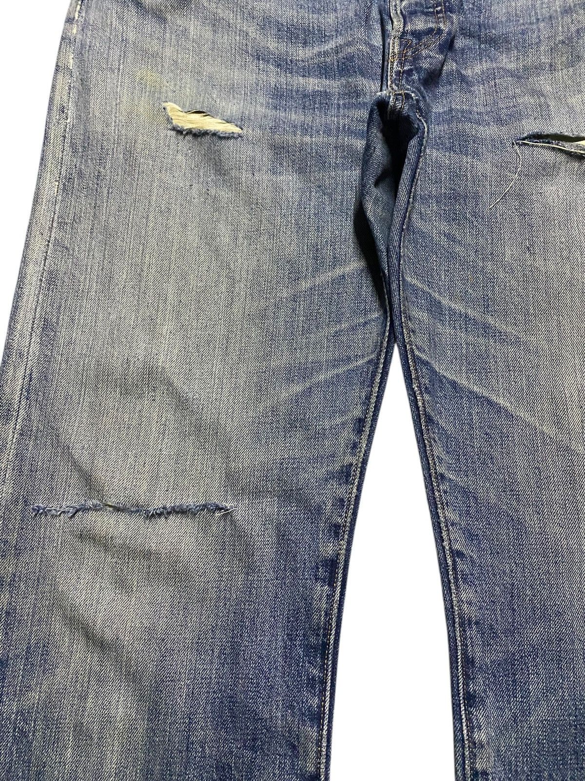 Levi's Vintage Levis 501 Big E Faded Wash Distressed Loose Jeans Size US 37 - 7 Thumbnail