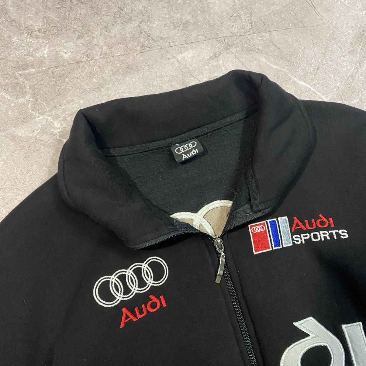 Audi × Vintage VINTAGE AUDI BIG LOGO ZIP SWEATSHIRT RACING BIG LOGO 00s Size US XL / EU 56 / 4 - 6 Thumbnail