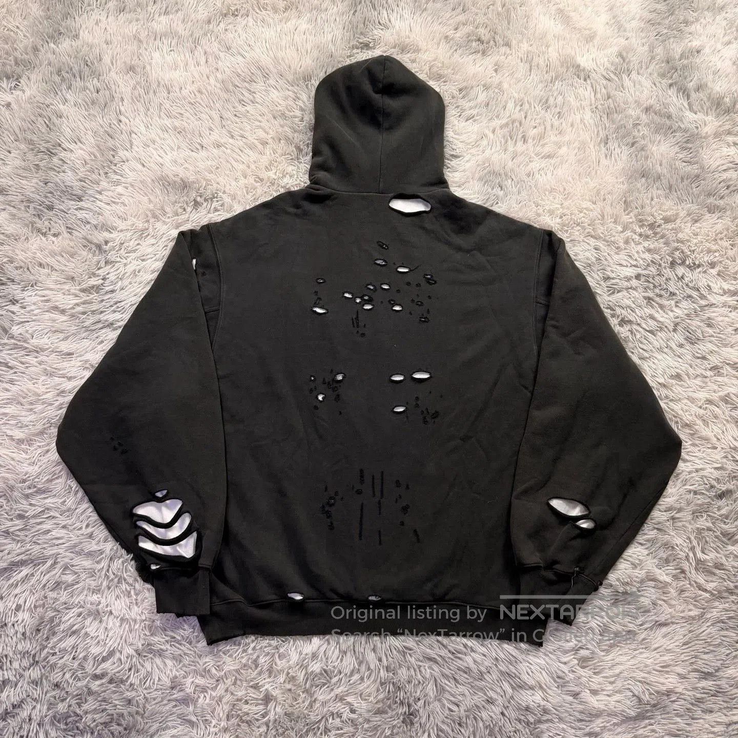 Balenciaga balenciaga oversized black distressed hoodie. Size US L / EU 52-54 / 3 - 2 Thumbnail