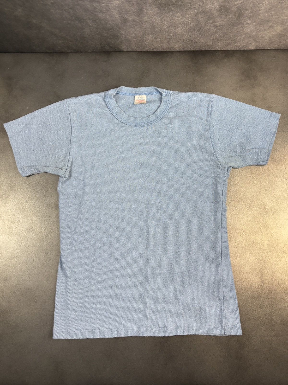 Vintage Vintage Blank T-Shirt 80s Workwear Surplus Stretch 50/50 Men Size US S / EU 44-46 / 1 - 2 Thumbnail