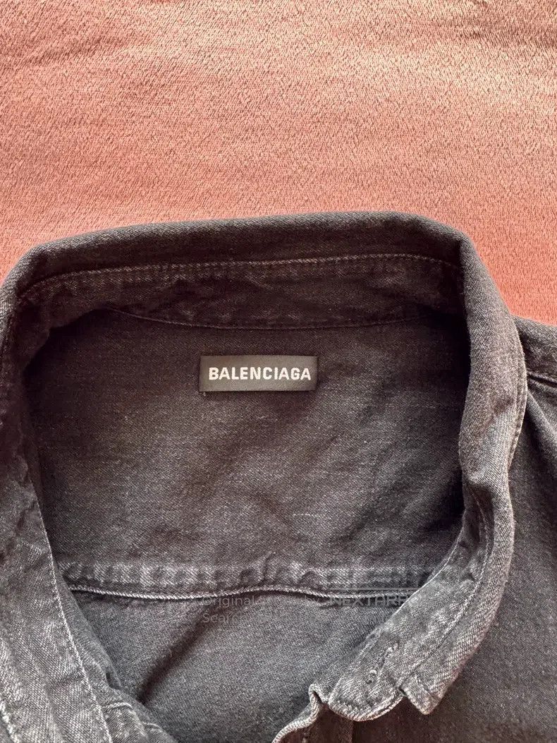 Balenciaga Balenciaga size 41 Back Green Logo Denim Jacket Size US S / EU 44-46 / 1 - 3 Thumbnail