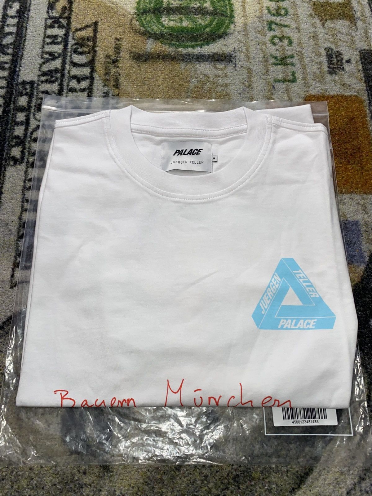 Palace Palace Juergen Teller 3 T-Shirt White Size US M / EU 48-50 / 2 - 2 Thumbnail