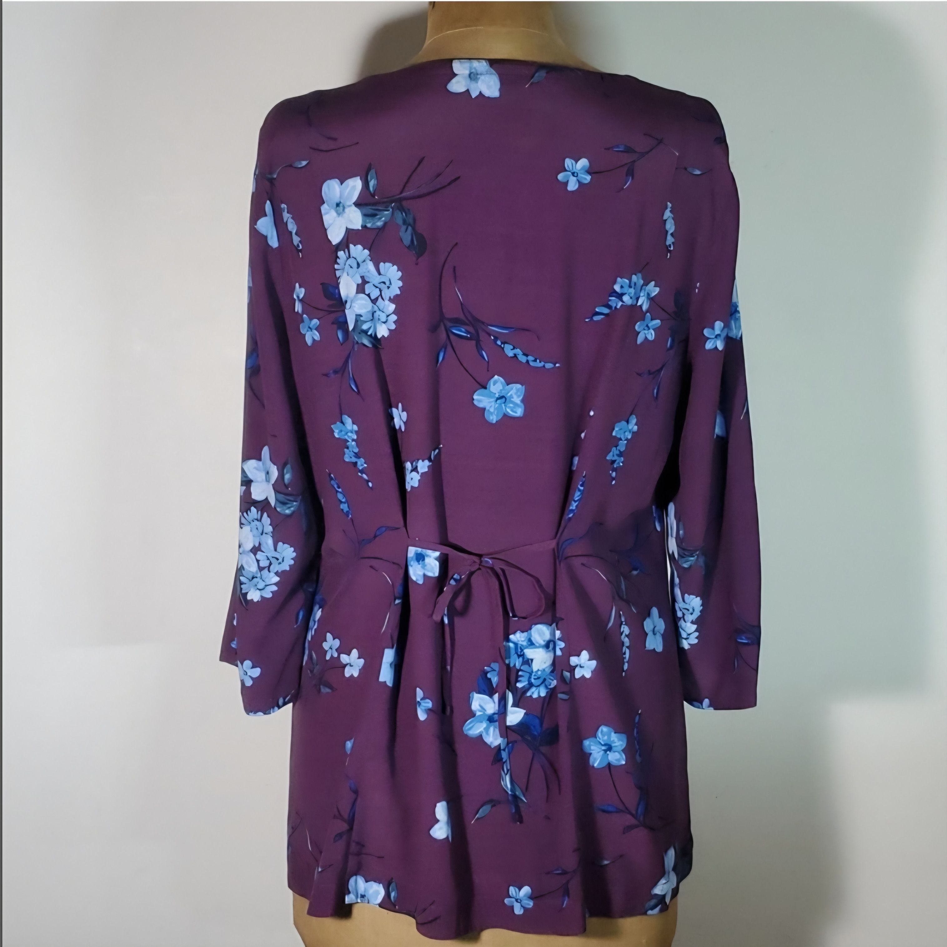 J. Jill J. Jill Size M Tunic Top Blouse Button Down Purple Blue Size M / US 6-8 / IT 42-44 - 4 Thumbnail