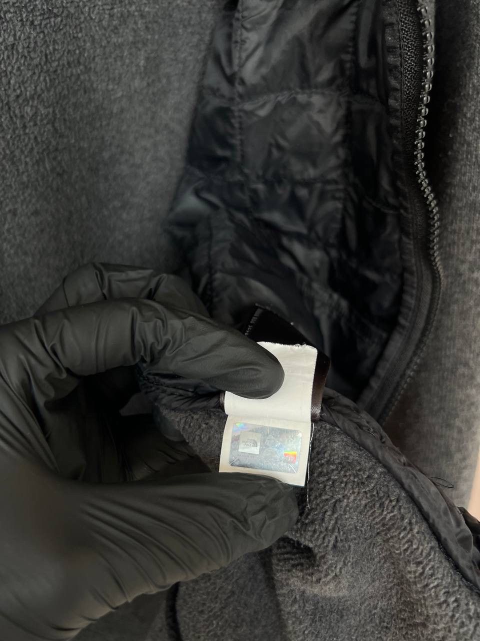 The North Face The North Face Dark Grey Thermoball Jacket Hybrid Size M/L Size US L / EU 52-54 / 3 - 15 Thumbnail