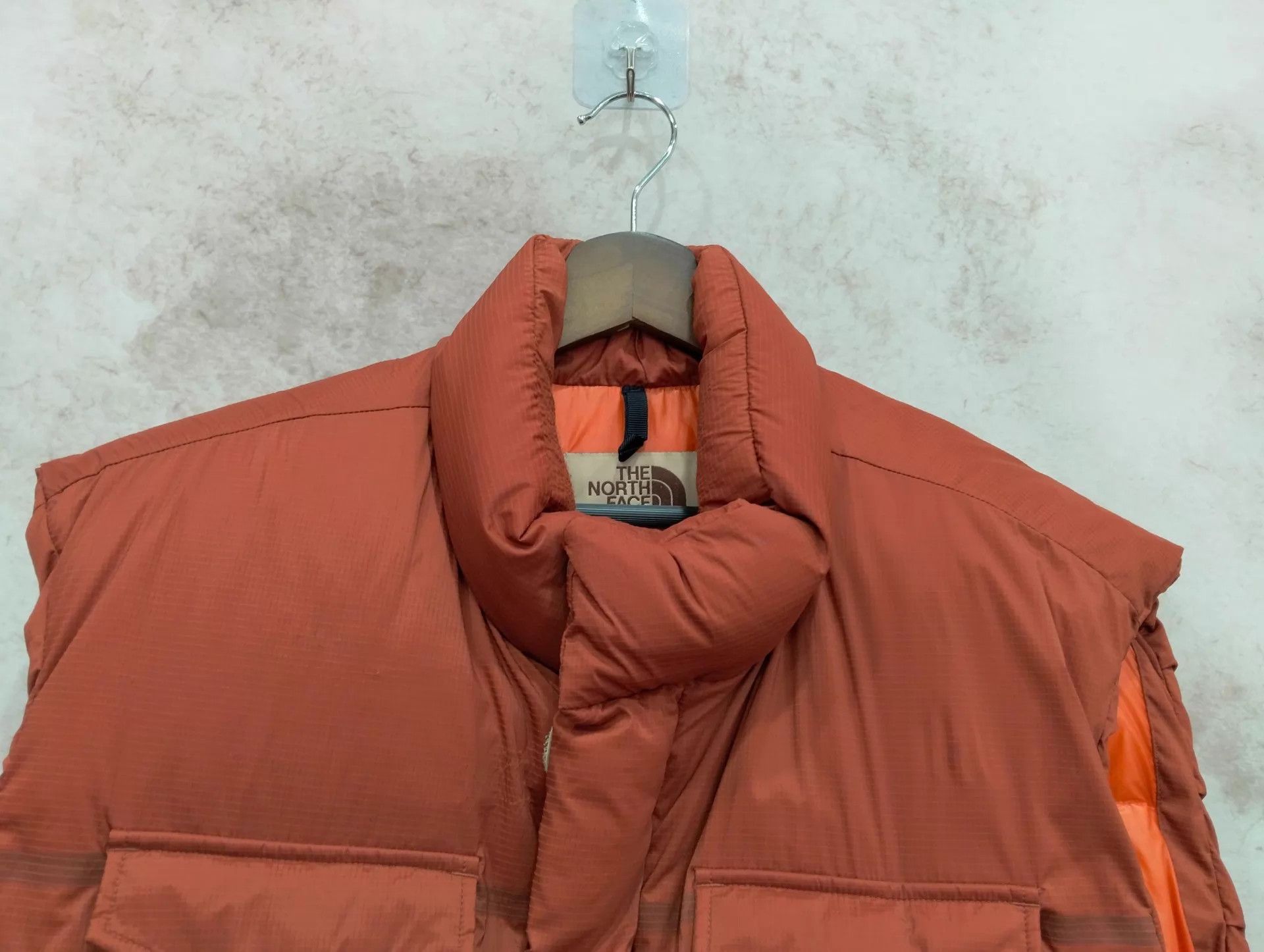Gucci GUCCI x TNF Logo Patch Zip-Up Down Vest L Size L / US 10 / IT 46 - 2 Thumbnail