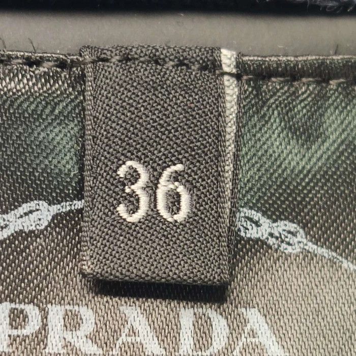 Prada prada v-neck long sleeve knit cardigan Size US S / EU 44-46 / 1 - 5 Thumbnail