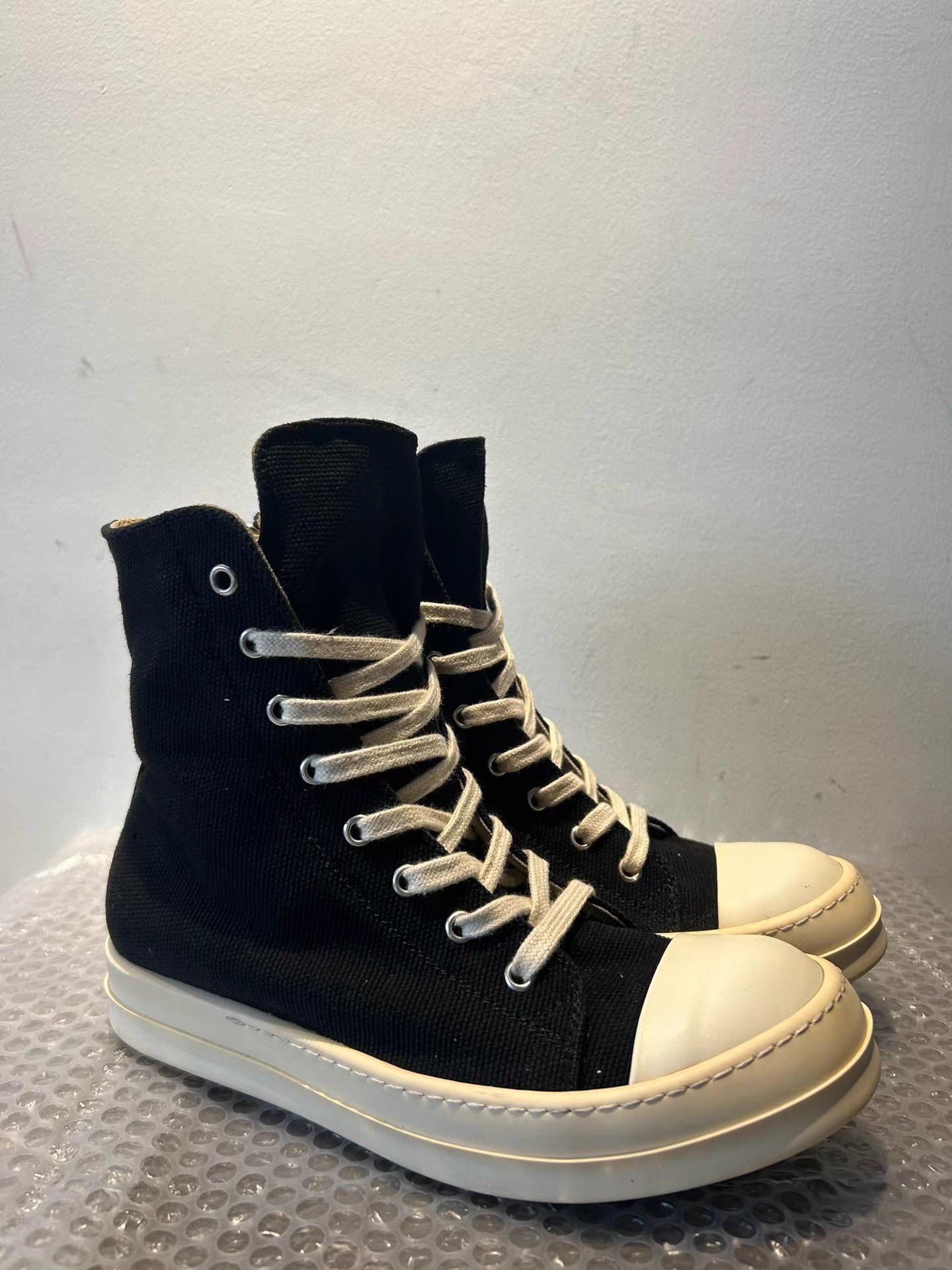 Rick Owens Rick Owens DRKSHDW enlarged Converse Size US 7.5 / IT 37.5 - 2 Thumbnail