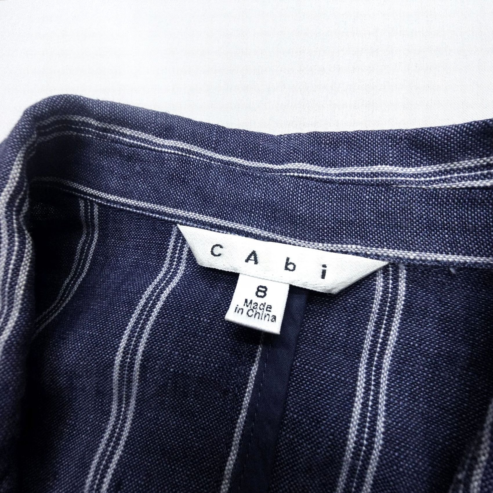 Vintage CAbi Nautical Stripe Lightweight 100% Linen Blazer Womens 8 Blue Shoulder Pads Blazer Linen Stripe Nautical Blue 8 Womens Size M / US 6-8 / IT 42-44 - 3 Thumbnail