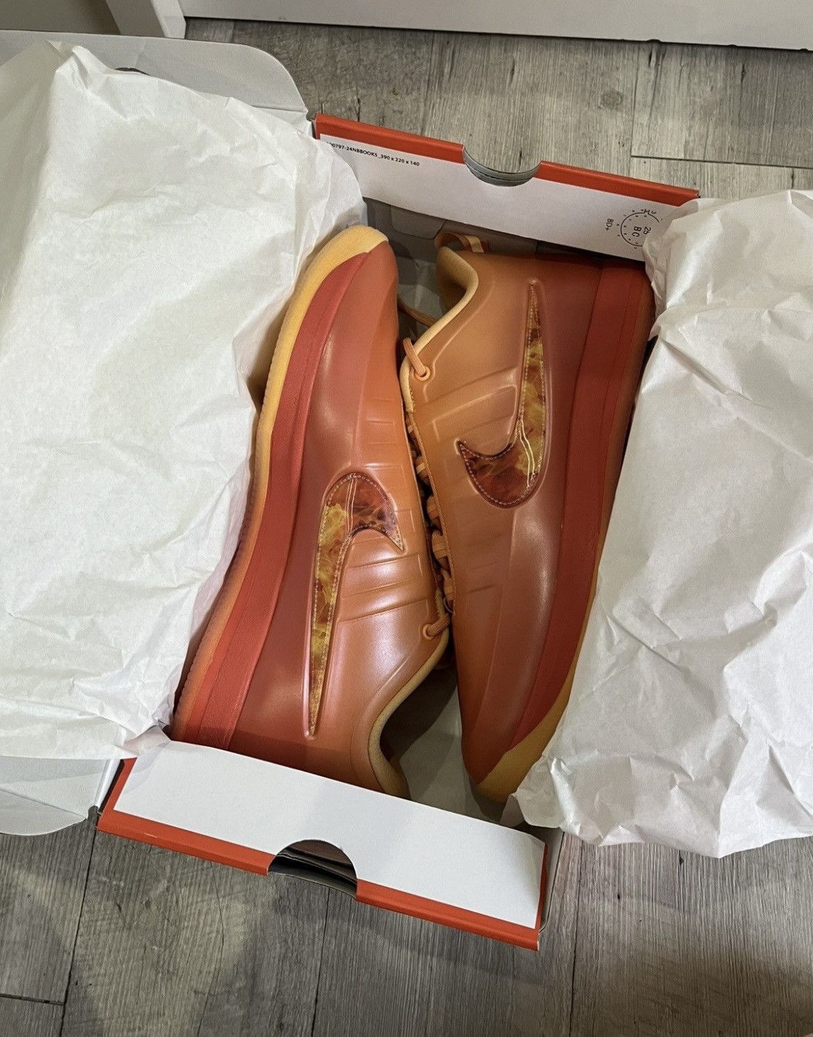 Nike Nike Book 2 Phoenix - NEW Size US 15 / EU 48 - 1 Thumbnail