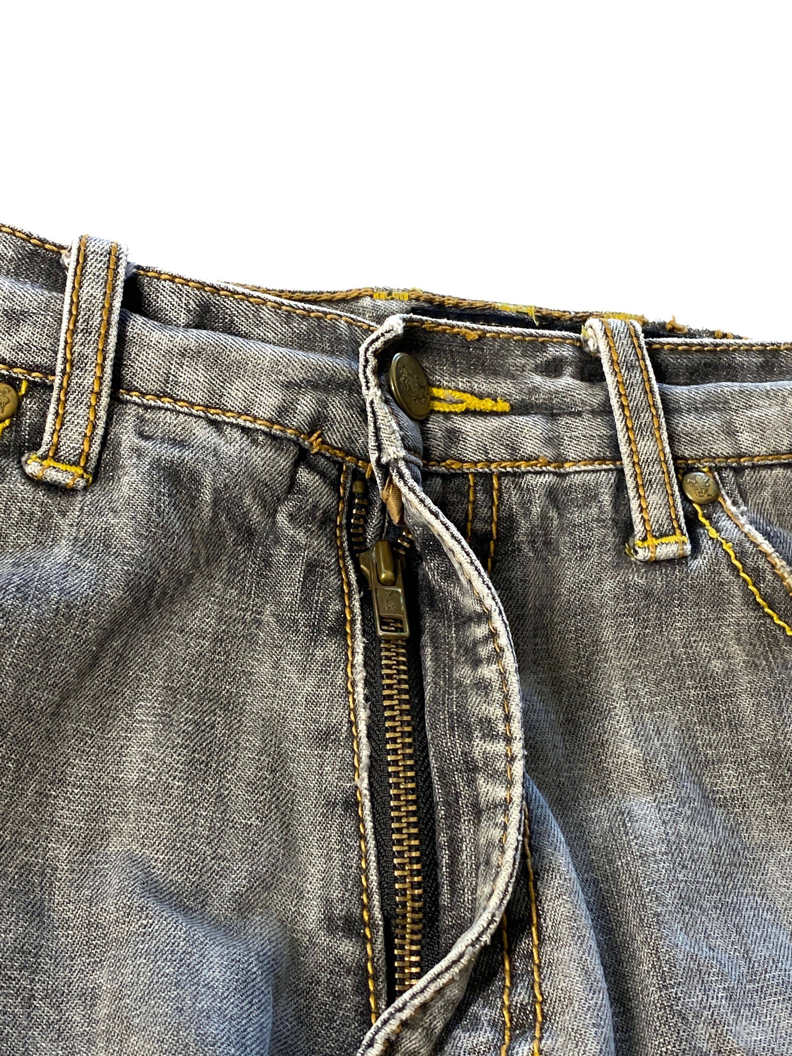 Akademiks Jeans Unisex 32 Distress Capri Geometric Print AK Embroidory Size US 32 / EU 48 - 5 Thumbnail