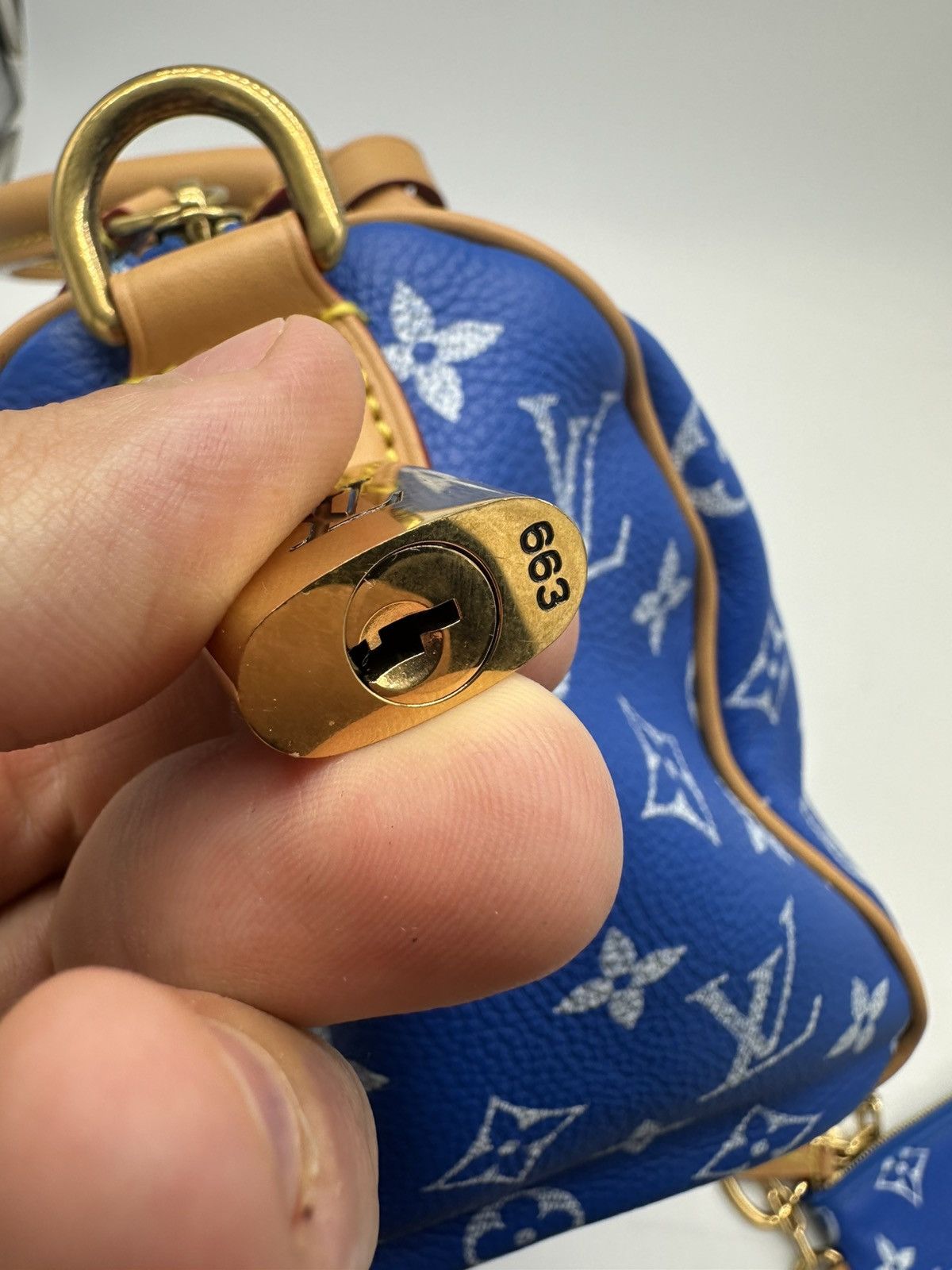 Louis Vuitton Louis Vuitton Speedy P9 25 Blue – Pharrell 1st LV Collection Size ONE SIZE - 4 Thumbnail
