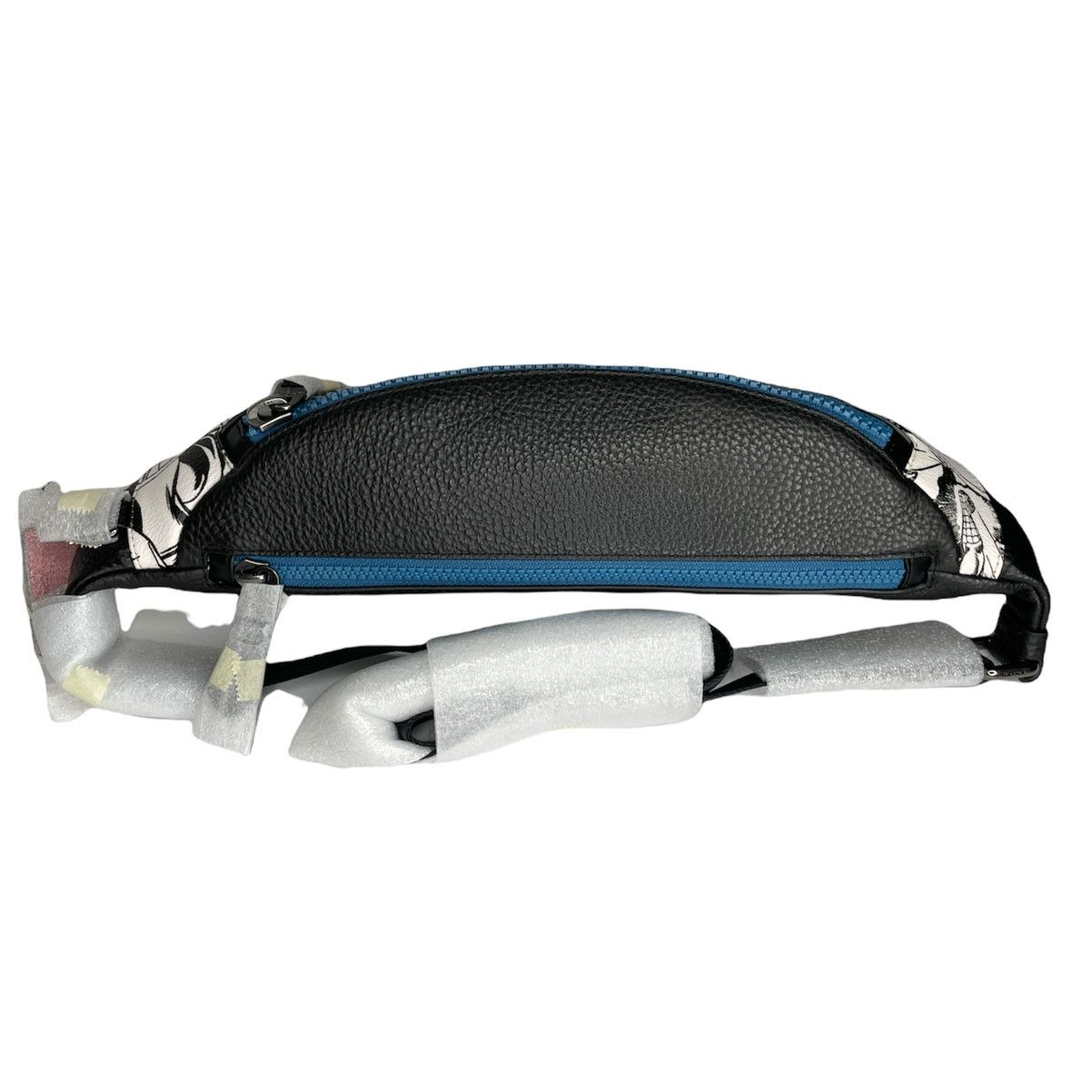 Coach Coach Marvel Belt Bag Black White Comic Book Fanny Pack Size ONE SIZE - 4 Thumbnail