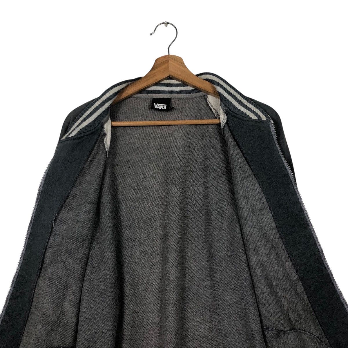 Japanese Brand 📌Rich Grey Vintage Zipper Sweater Vans Skeleton Design Size US M / EU 48-50 / 2 - 15 Thumbnail