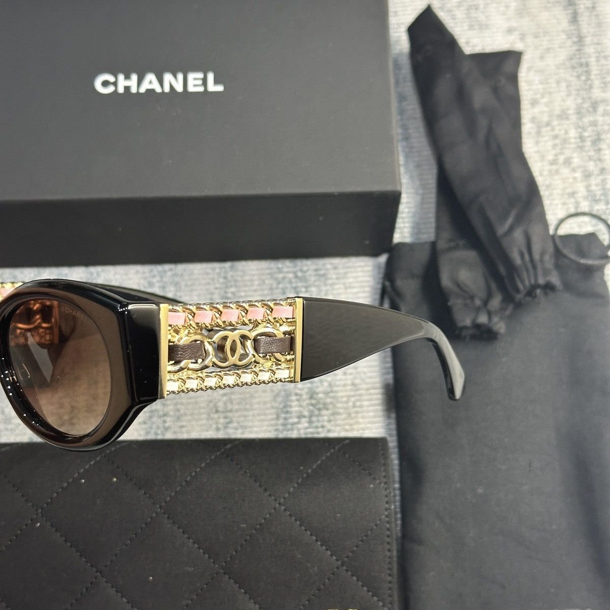 Chanel CHANEL 0CH5536Q C622S5 SUNGLASSES Size ONE SIZE - 4 Thumbnail