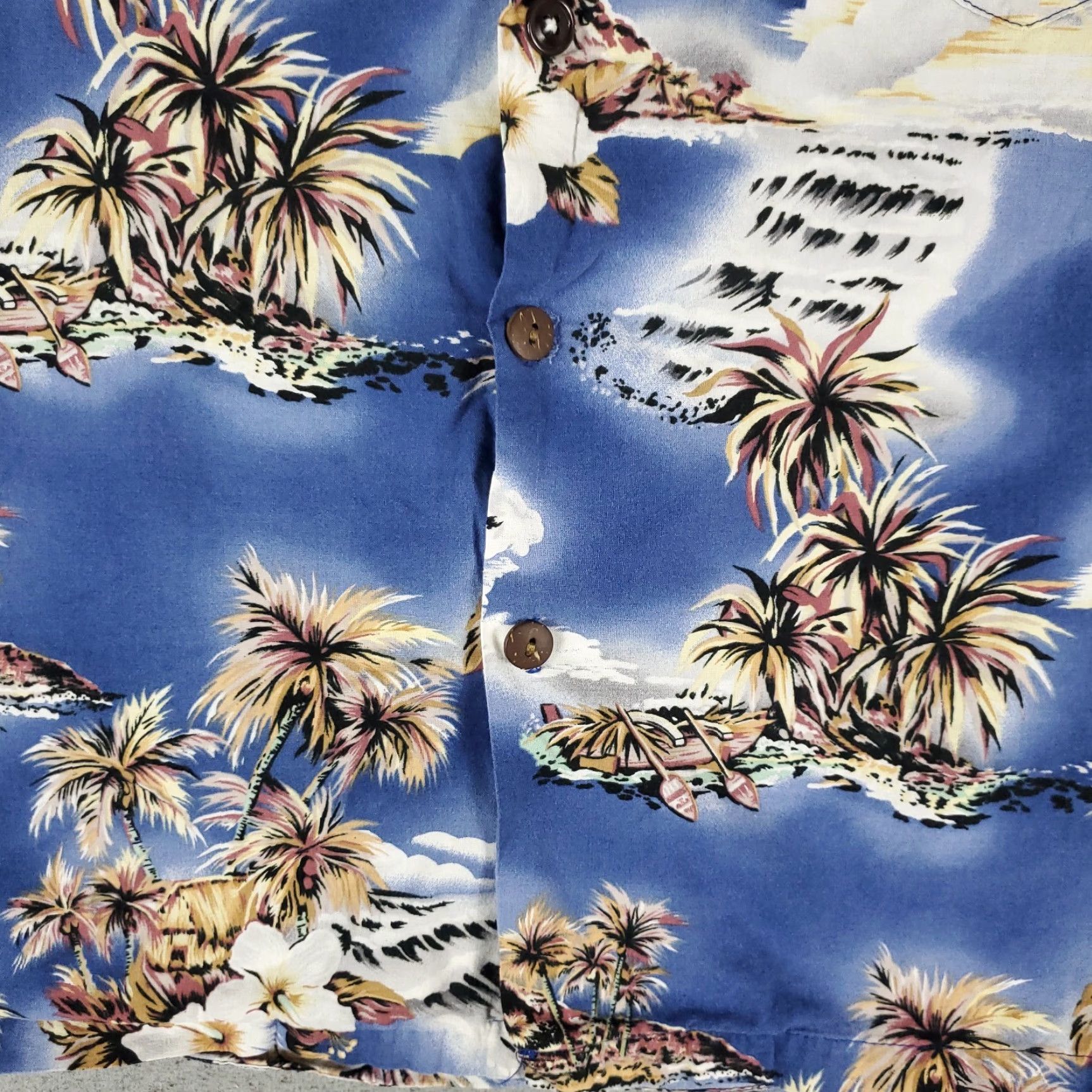 Hilo Hattie Vintage Hilo Hattie Men's Short Sleeve Button-Up Shirt Blue Floral Hawaiian Tropical 90s Size US M / EU 48-50 / 2 - 3 Thumbnail