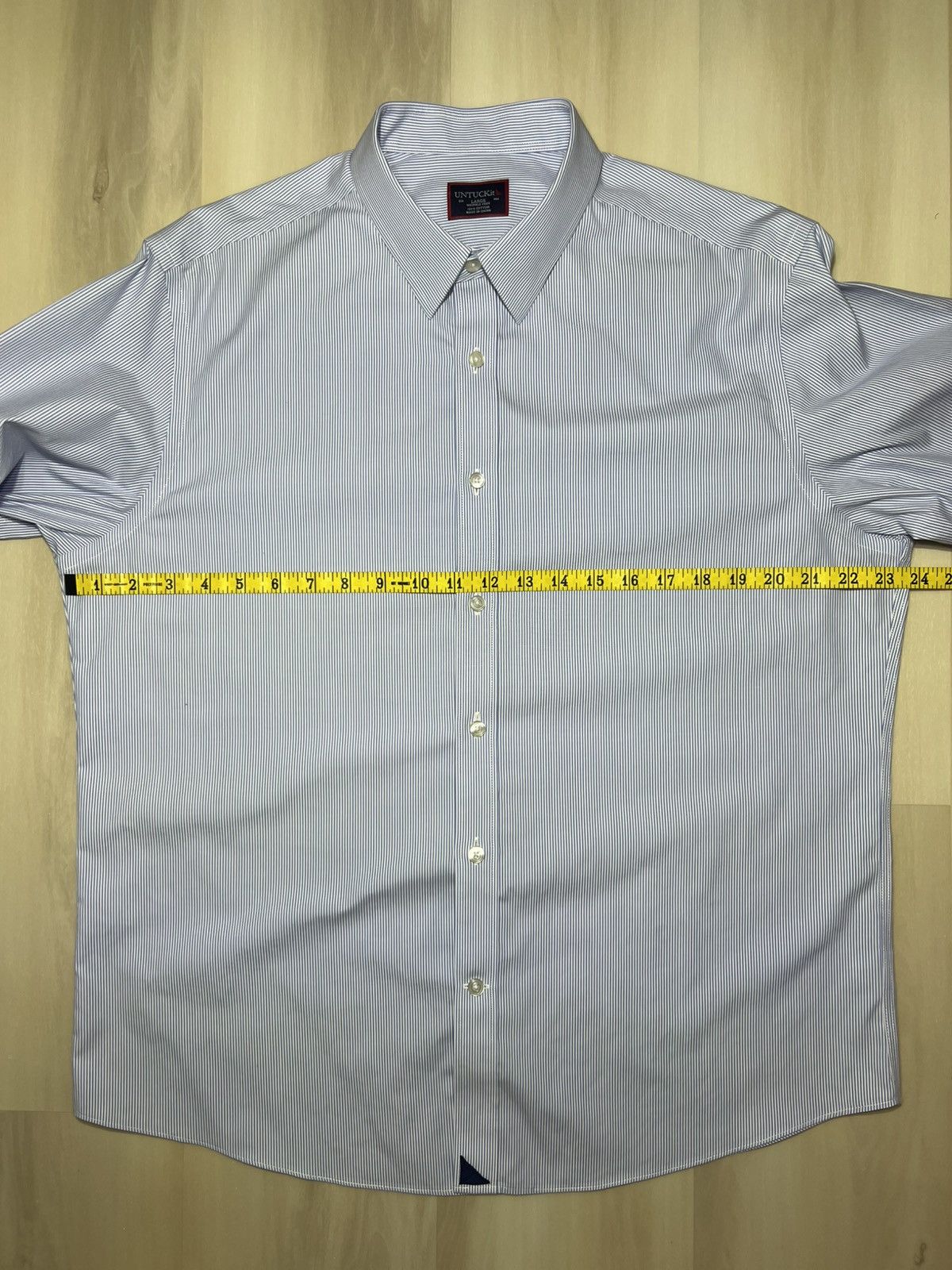 UNTUCKit Untuckit Shirt Mens Large Button Up Blue And White Striped Size US L / EU 52-54 / 3 - 6 Thumbnail