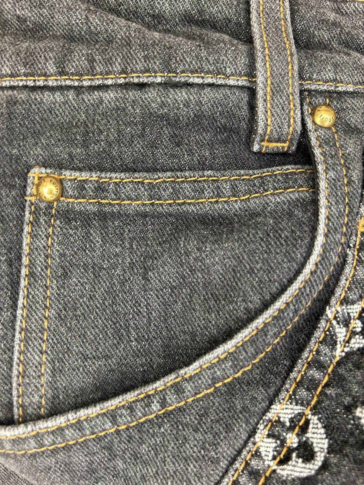 Louis Vuitton LOUIS VUITTON MONOGRAM FLOWER DENIM PANTS Size US 36 / EU 52 - 5 Thumbnail