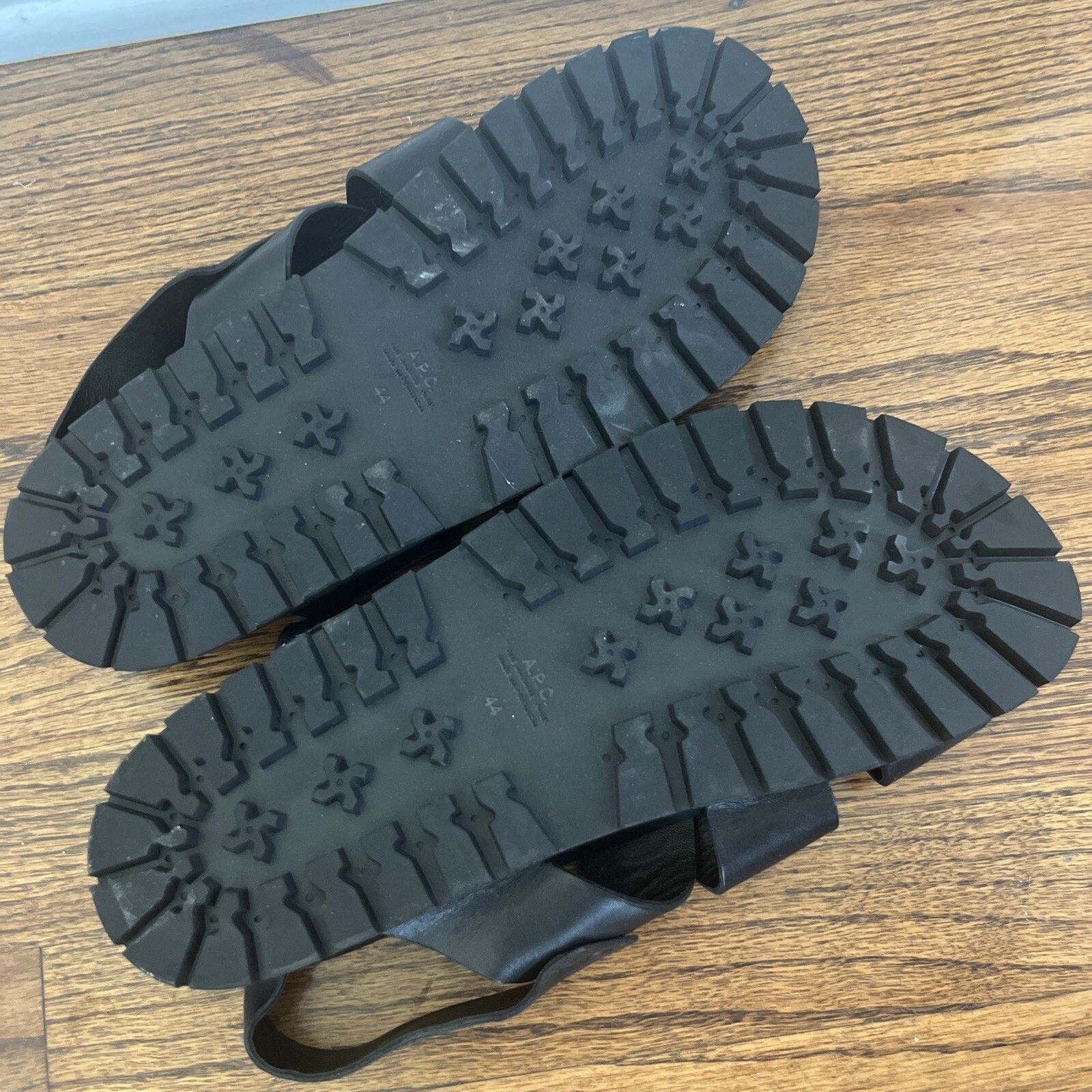 A.P.C. APC Emile Sandals - SIZE 44 Black A.P.C. Size 11 Used 1 Time Size US 11 / EU 44 - 4 Thumbnail