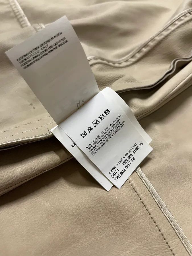 Gianfranco Ferre SS2009 Gianfranco Ferré Beige Suede Vest Dress Size S / US 4 / IT 40 - 11 Thumbnail