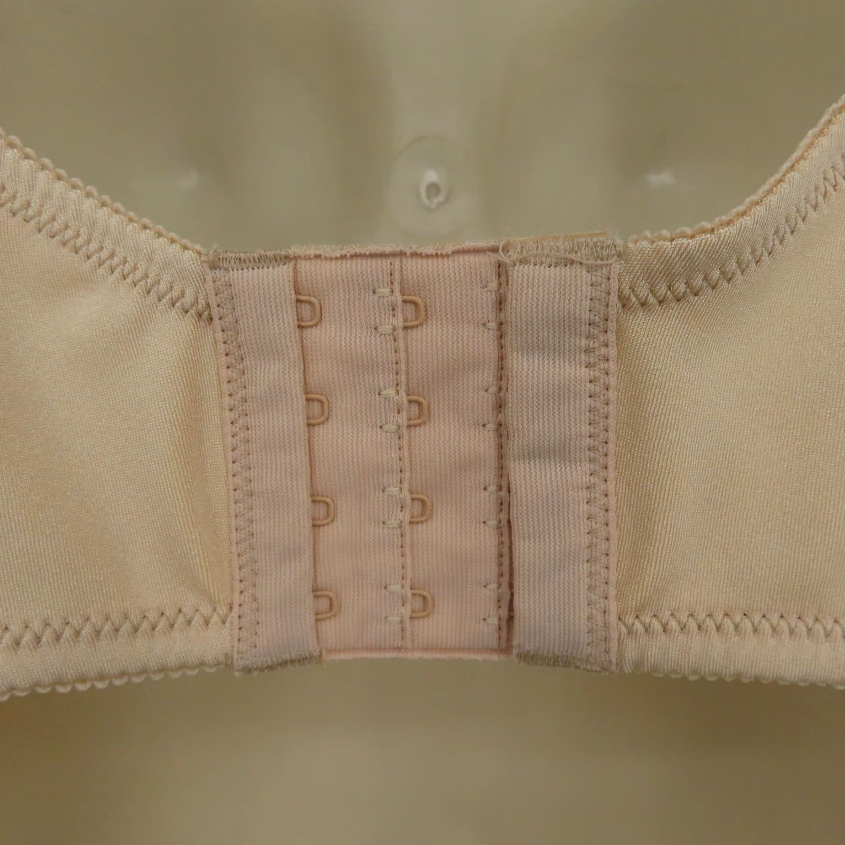 Vintage Bali Live It Up Seamless Underwire Bra 42DDD Beige Plus Size Women NEW Size ONE SIZE - 7 Thumbnail