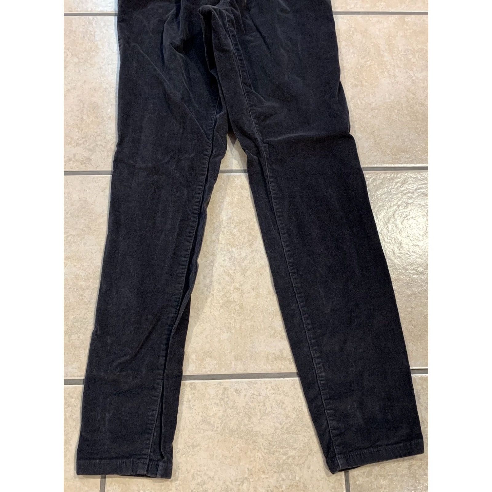 Jessica Simpson VINTAGE Jessica Simpson Maternity Corduroy Pants Gray Women’s S 25x28 Slimming Pockets Embroidered Logo Cotton Spandex Fall Winter Slimming Size 28" / US 6 / IT 42 - 4 Thumbnail