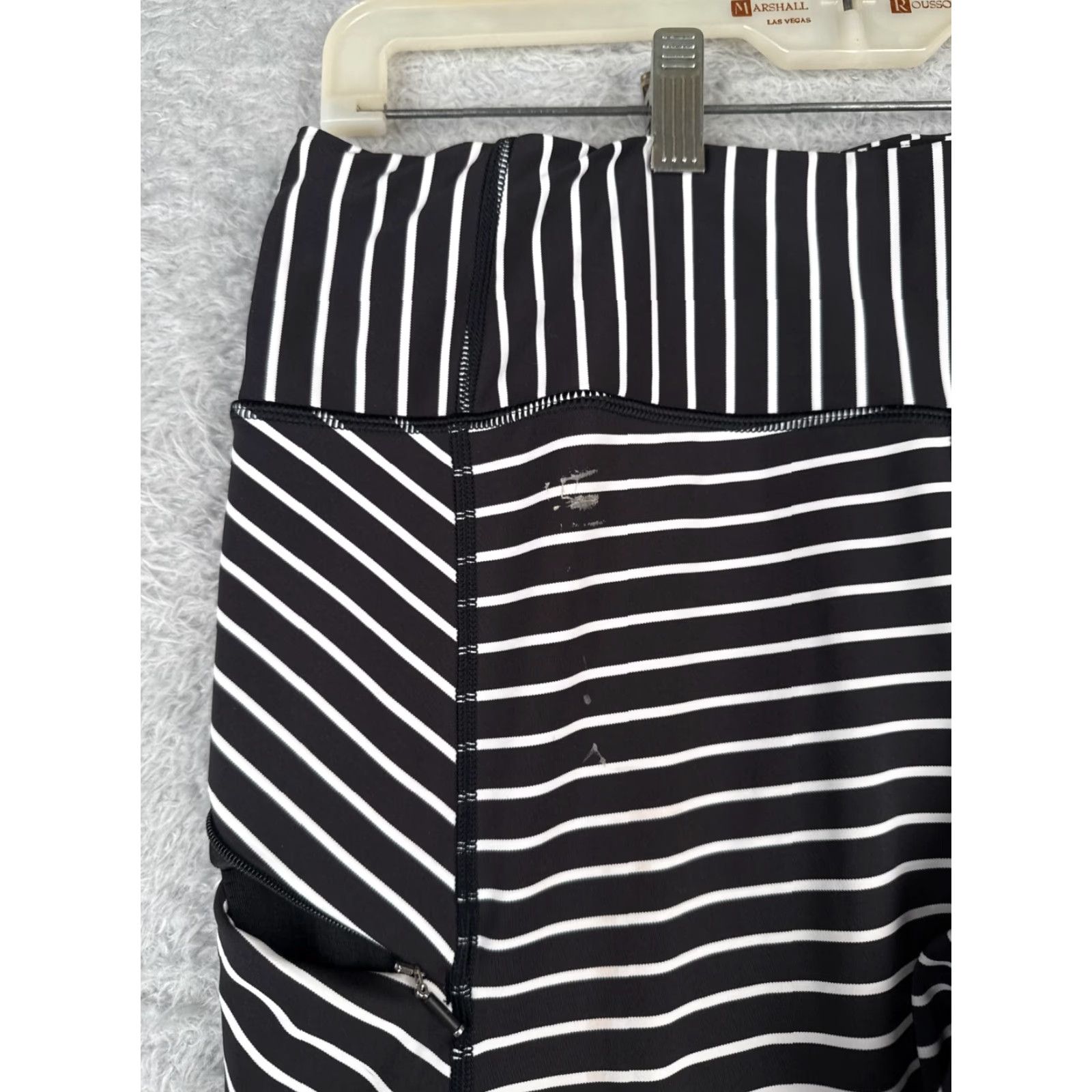 Athleta Athleta Pants Womens Extra Large Black White Contender 7/8 Tight Powerlift Read Size 40" / US 18 - 2 Thumbnail
