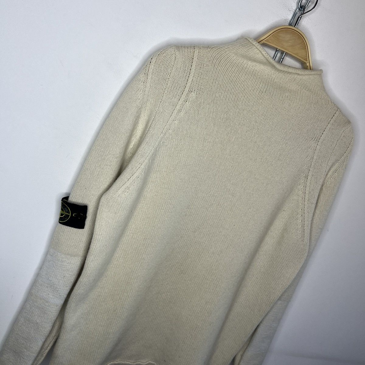 Stone Island Vintage Stone Island Jumper Sweater Knit Wool Beige Badge Size US M / EU 48-50 / 2 - 14 Thumbnail