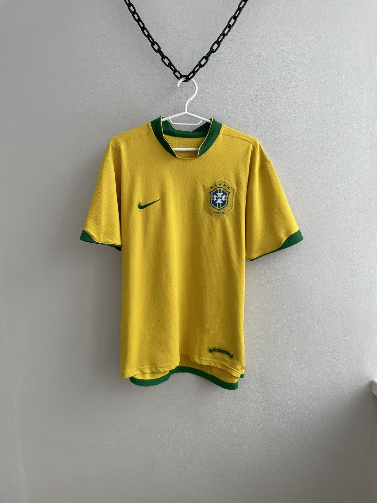 Nike Brazil 2006 2007 Home Football Shirt Soccer Jersey Nike Sz L Size US L / EU 52-54 / 3 - 1 Thumbnail