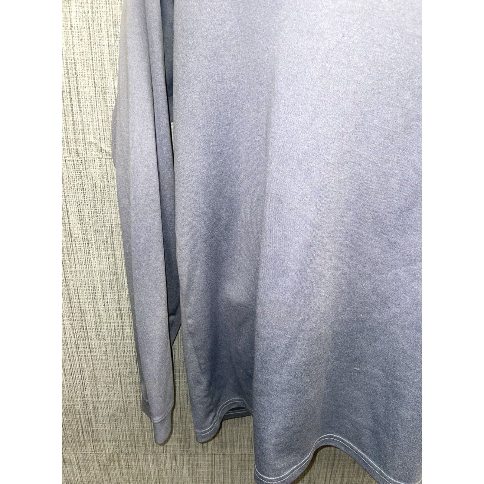 Under Armour VINTAGE Under Armour Mens Long Sleeve Athletic T-Shirt L Gray Activewear Size US L / EU 52-54 / 3 - 3 Thumbnail