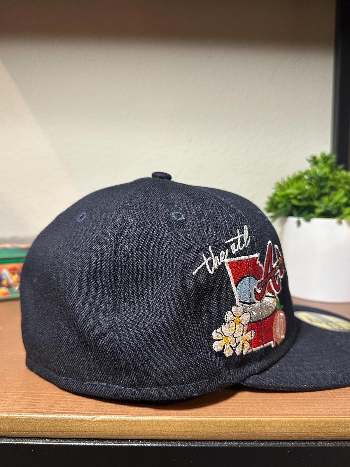 Other Atlanta Braves Fitted Hat Size ONE SIZE - 2 Thumbnail